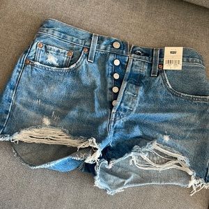 Distressed Levi’s Jean Shorts
